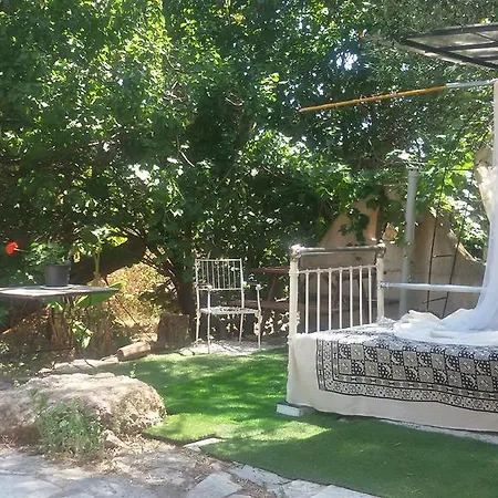 Villa Musician's Round House & Castello *