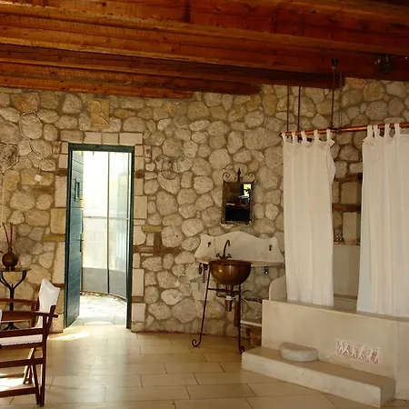 Villa Musician's Round House & Castello